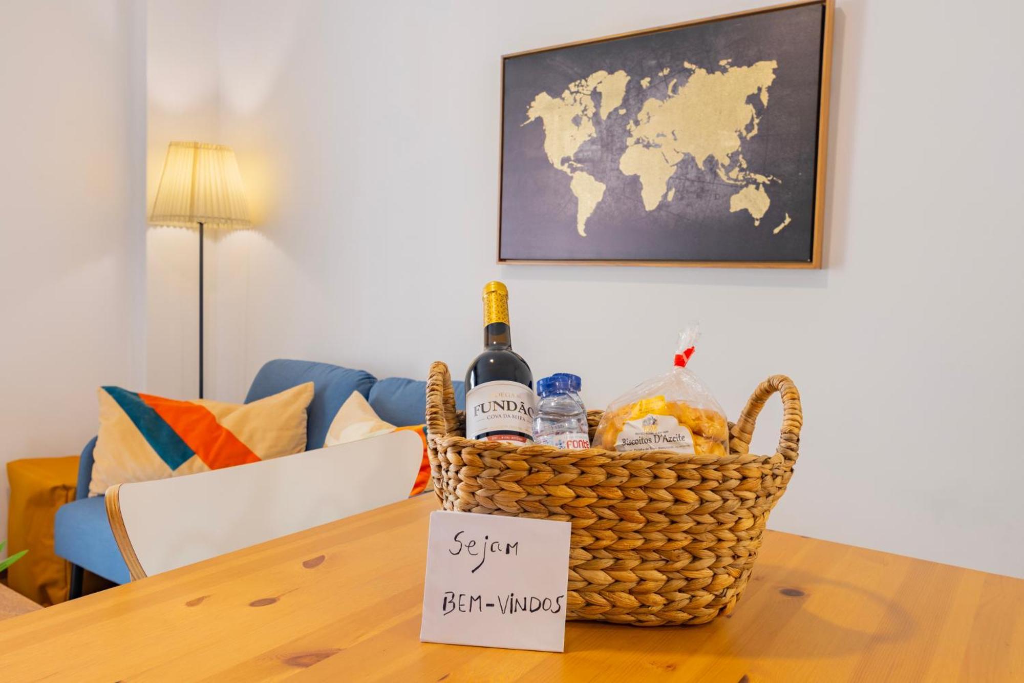 Cosy Remodeled Apartment In The City Center ฟุงเดา ภายนอก รูปภาพ
